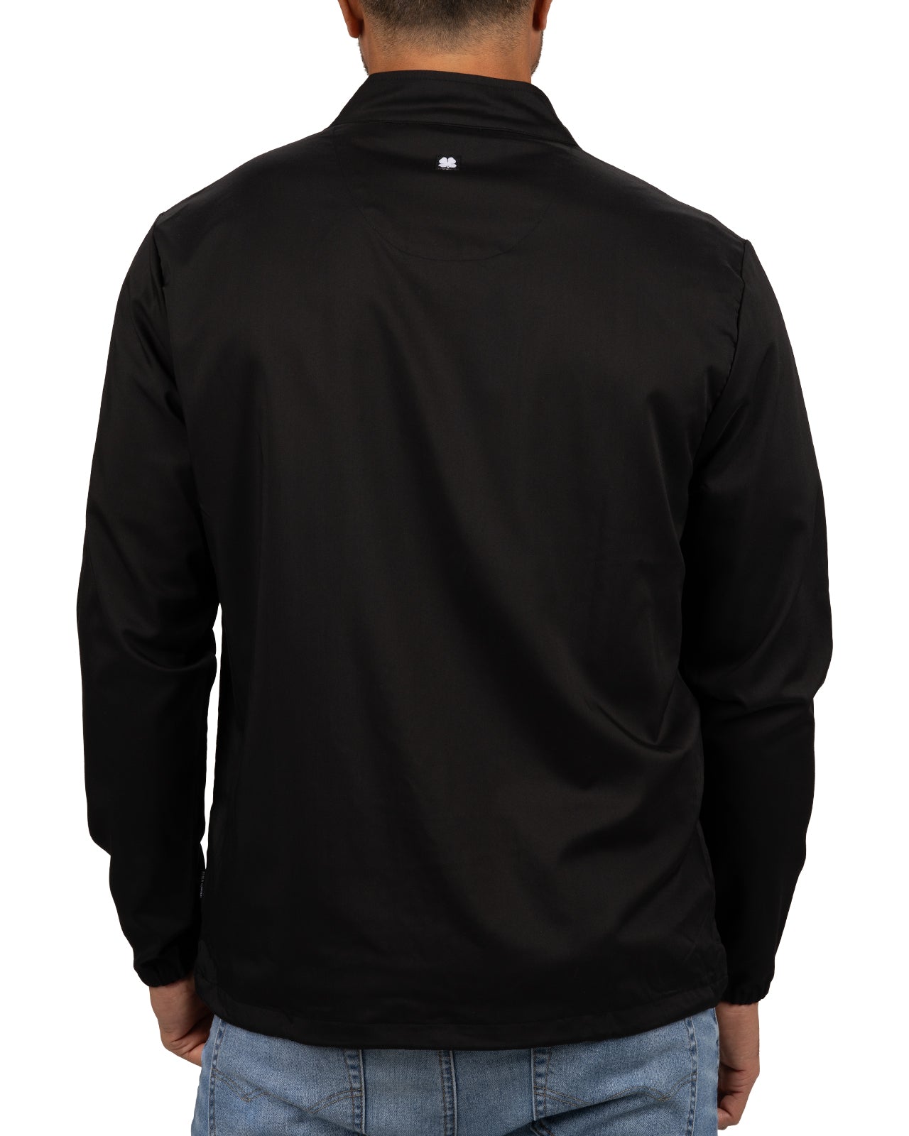 Fashionable black twill jacket with zipper, roomy pockets and wrinkle-free and anti-microbial features