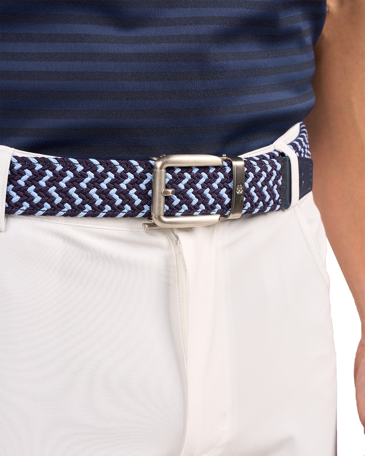 Man wearing blue and azure stretch belt from Black Clover